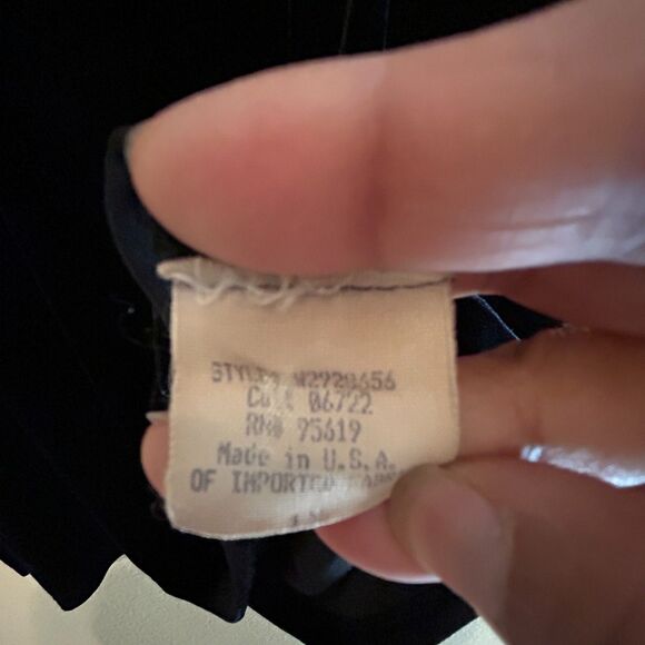 Vintage Black Velvet Boat Neck Top Womens  1X 3/4 Sleeve Embroidered Floral - Picture 6 of 7